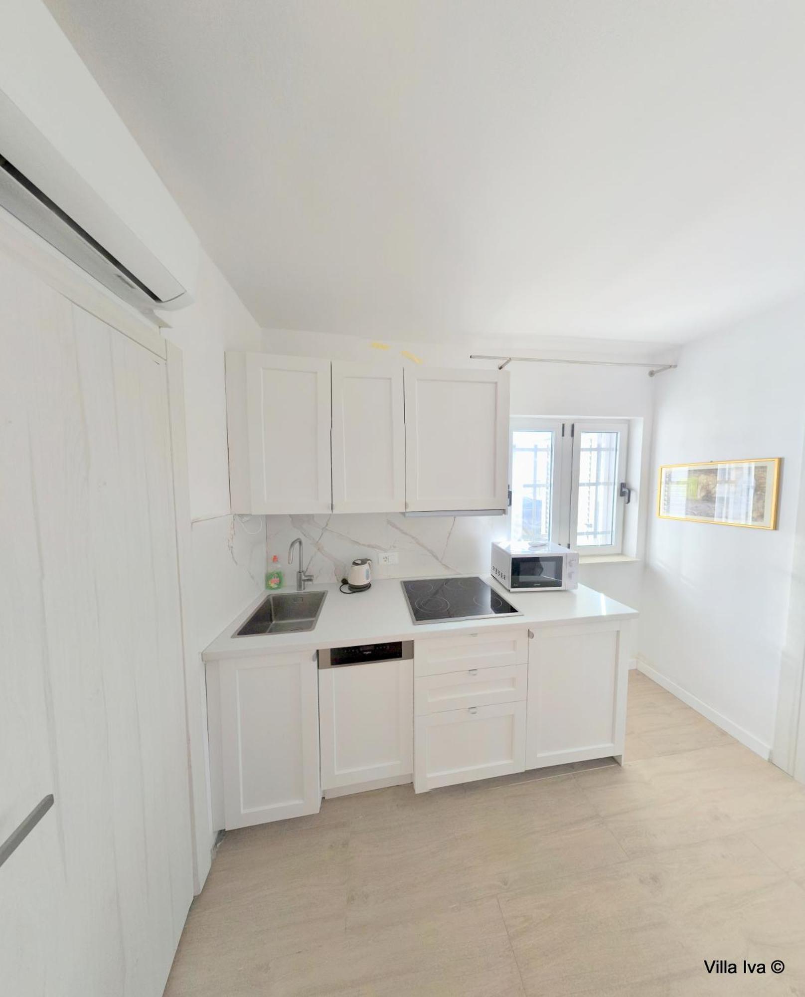 Apartments Iva Omiš Eksteriør bilde